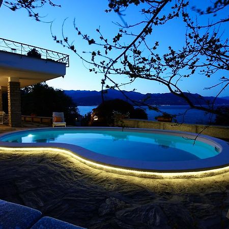 Bed and Breakfast La Volpe Dorata Stresa Exterior foto