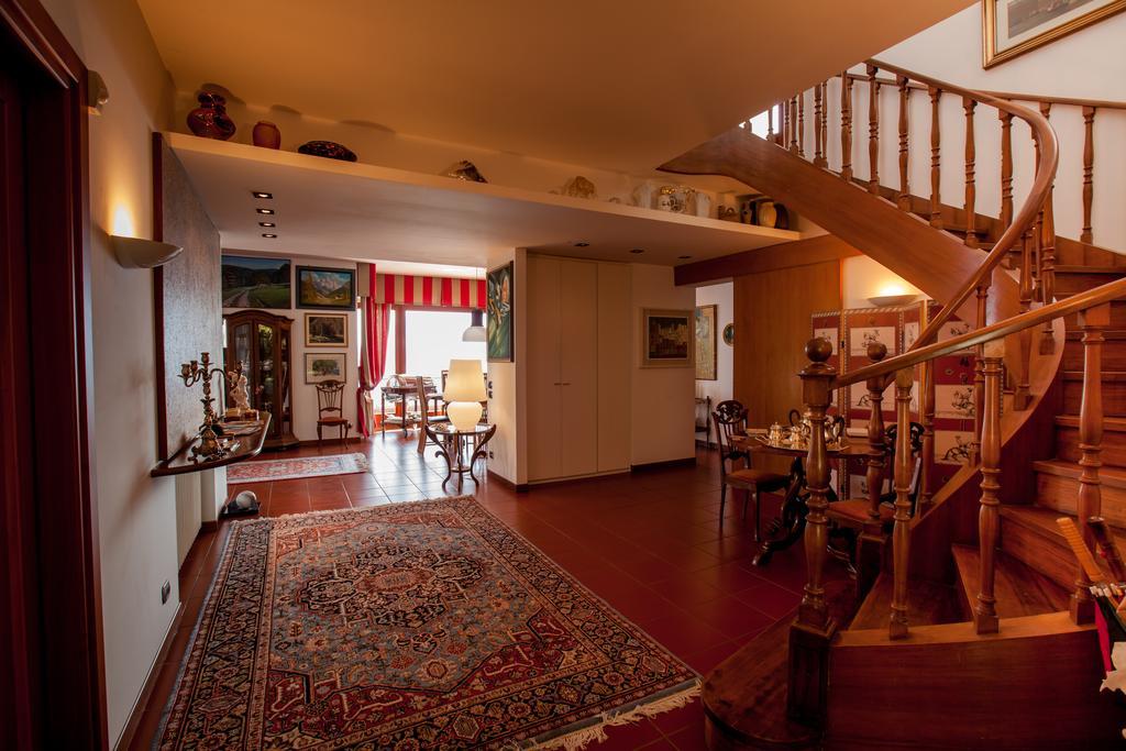 Bed and Breakfast La Volpe Dorata Stresa Exterior foto