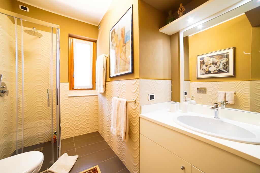 Bed and Breakfast La Volpe Dorata Stresa Exterior foto