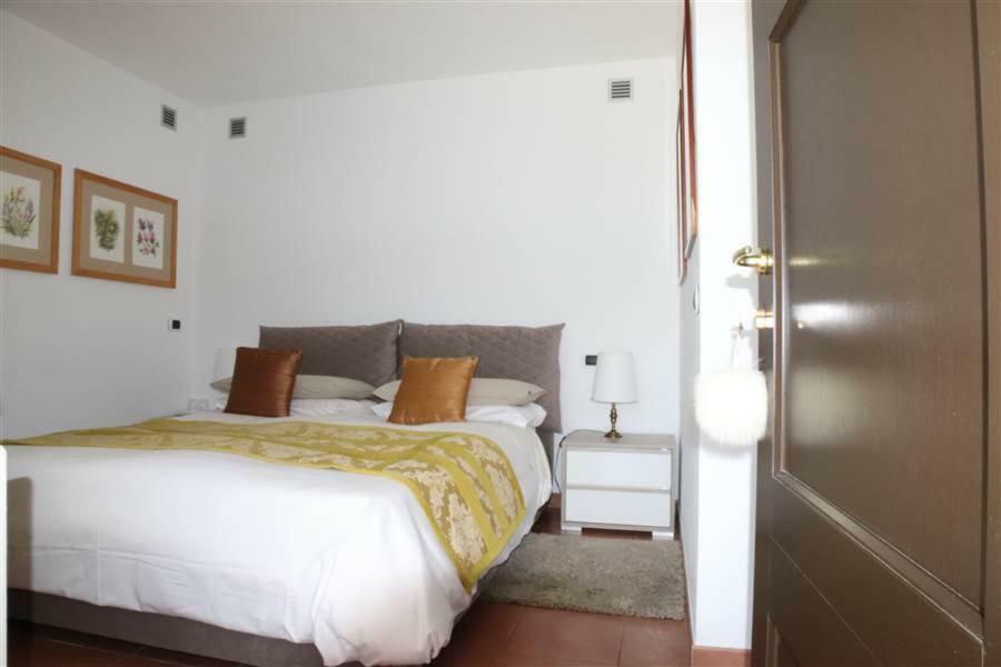 Bed and Breakfast La Volpe Dorata Stresa Exterior foto